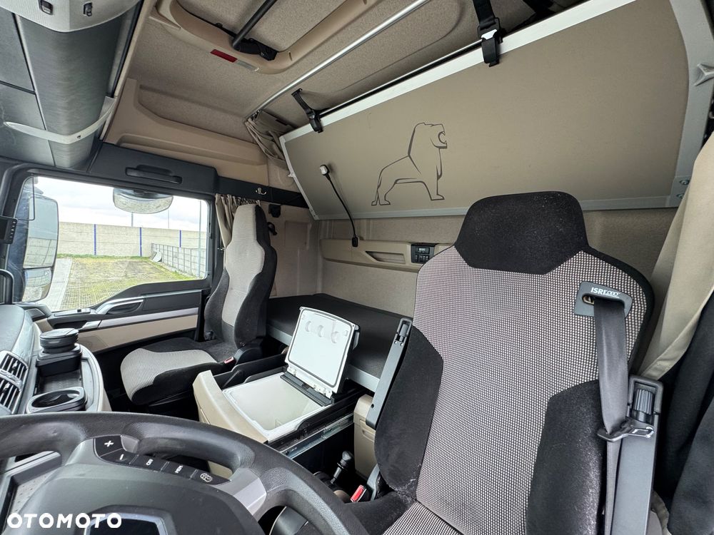 MAN Tgx - 12