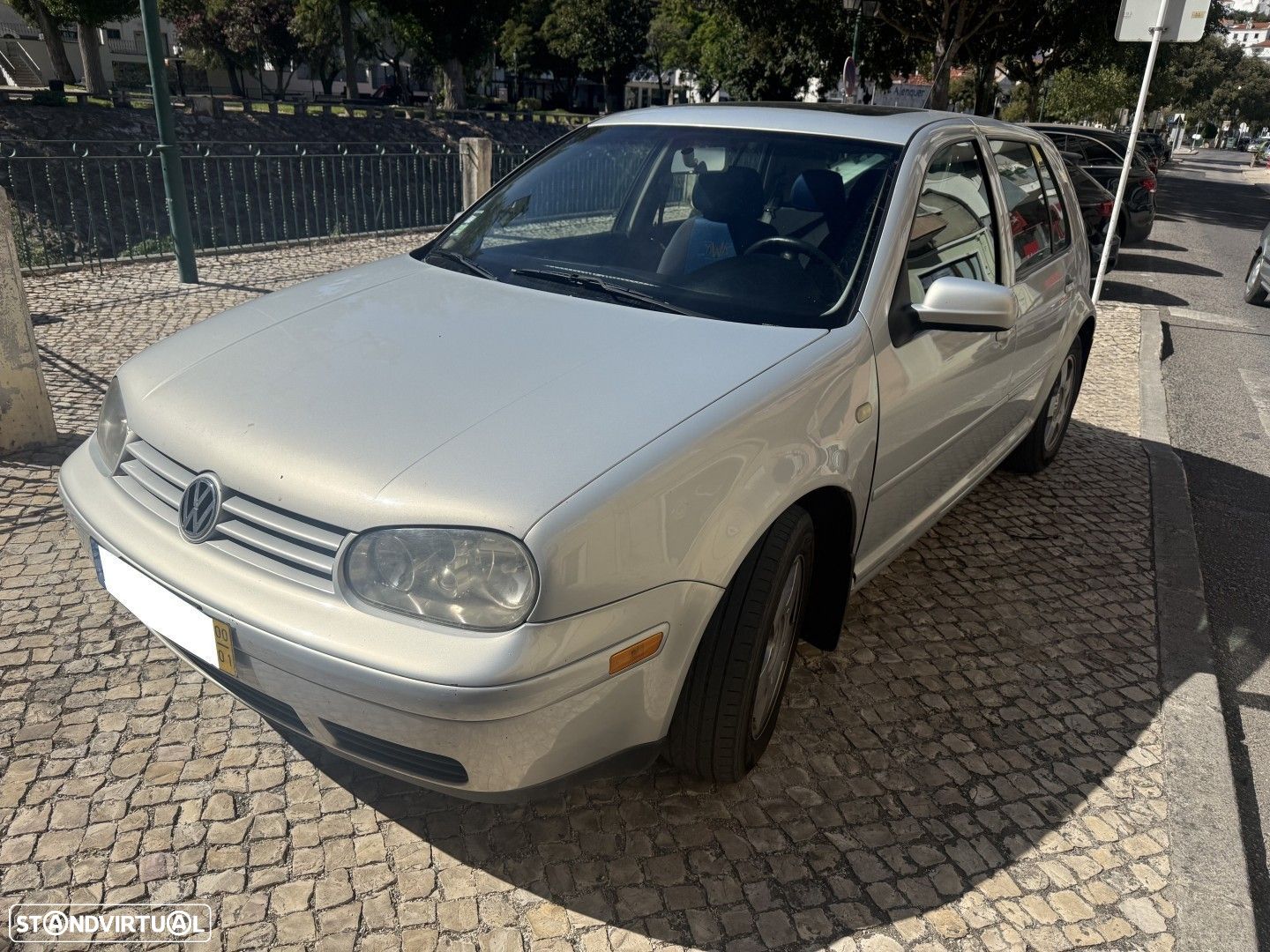 VW Golf 1.9 TDi Confortline - 1