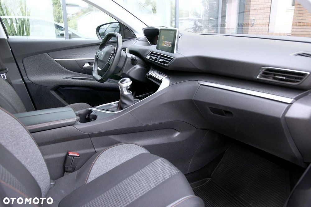 Peugeot 3008 - 10