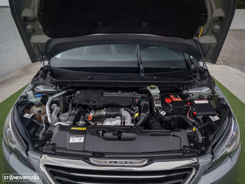 Peugeot 308 SW 1.6 e-HDi Allure - 32