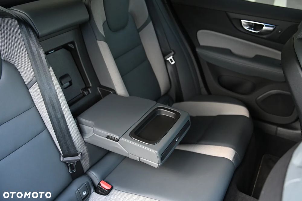 Volvo S60 - 16