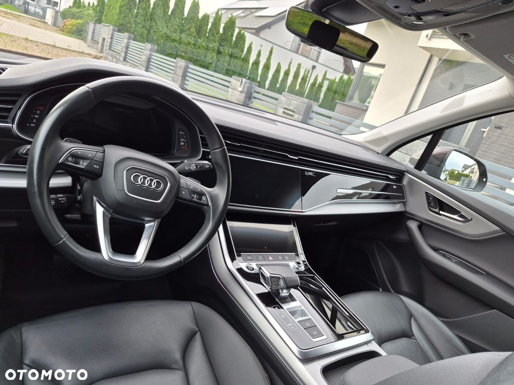 Audi Q7 - 9