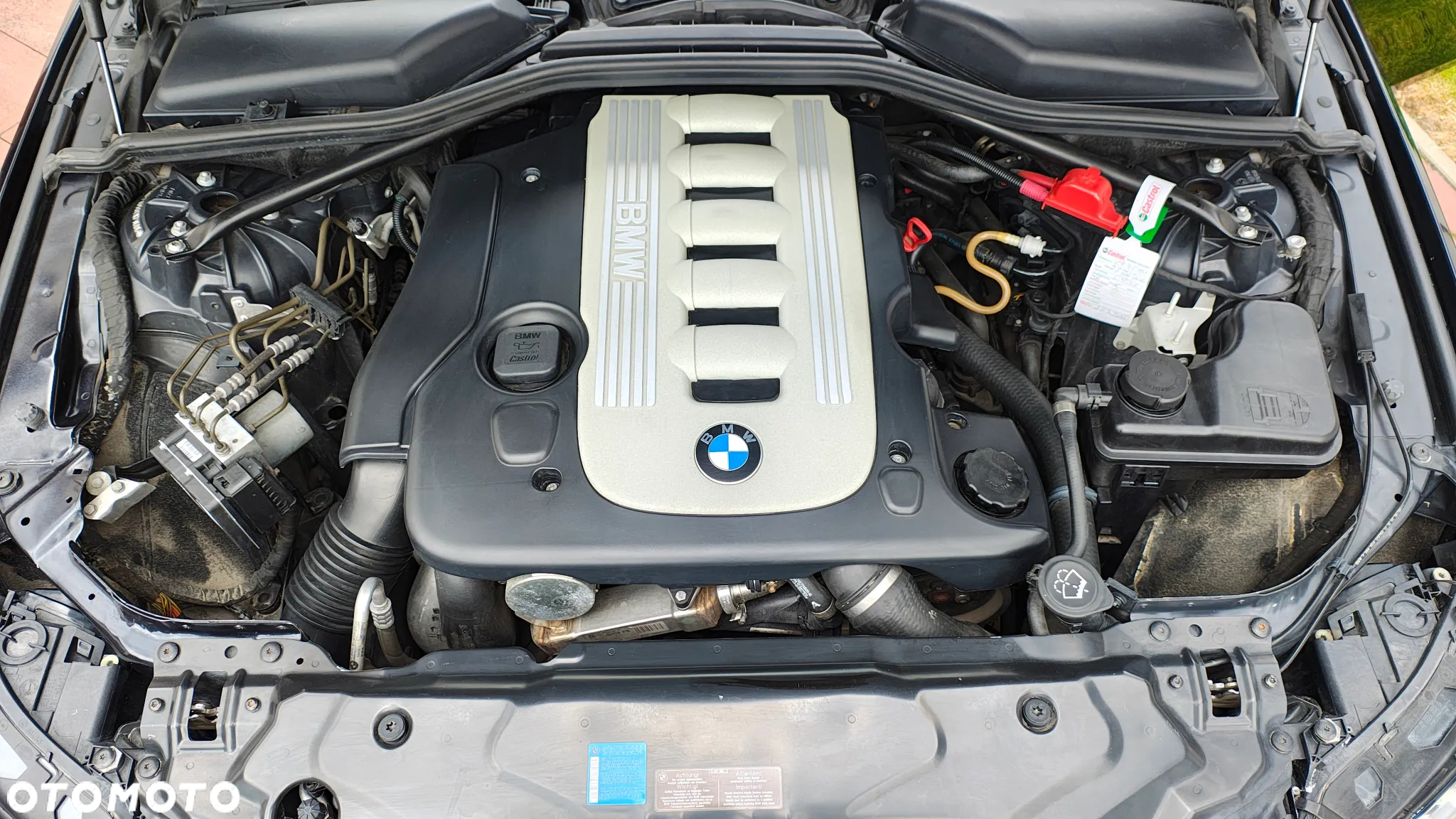 BMW Seria 5 530xd Touring - 8
