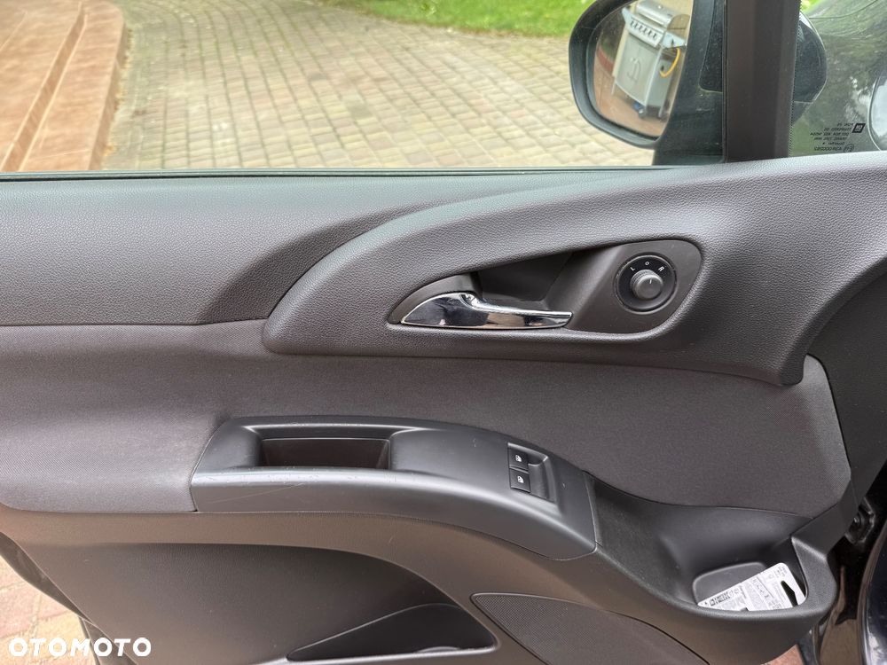 Opel Meriva - 26