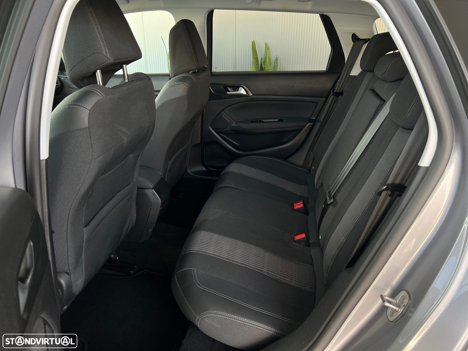 Peugeot 308 SW 1.5 BlueHDi Allure - 28