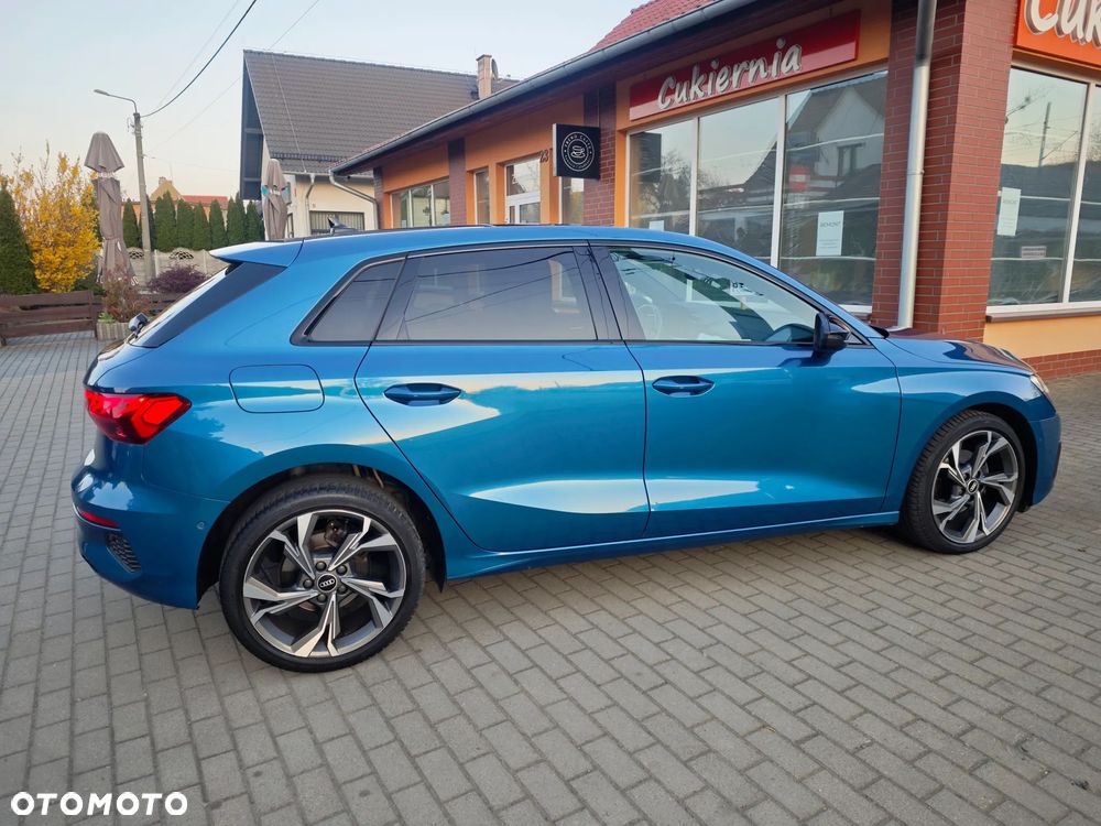 Audi A3 Sportback - 4