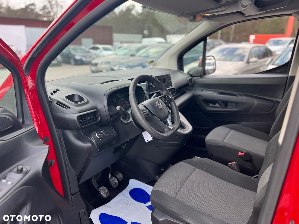 Opel Combo Cargo E - 11