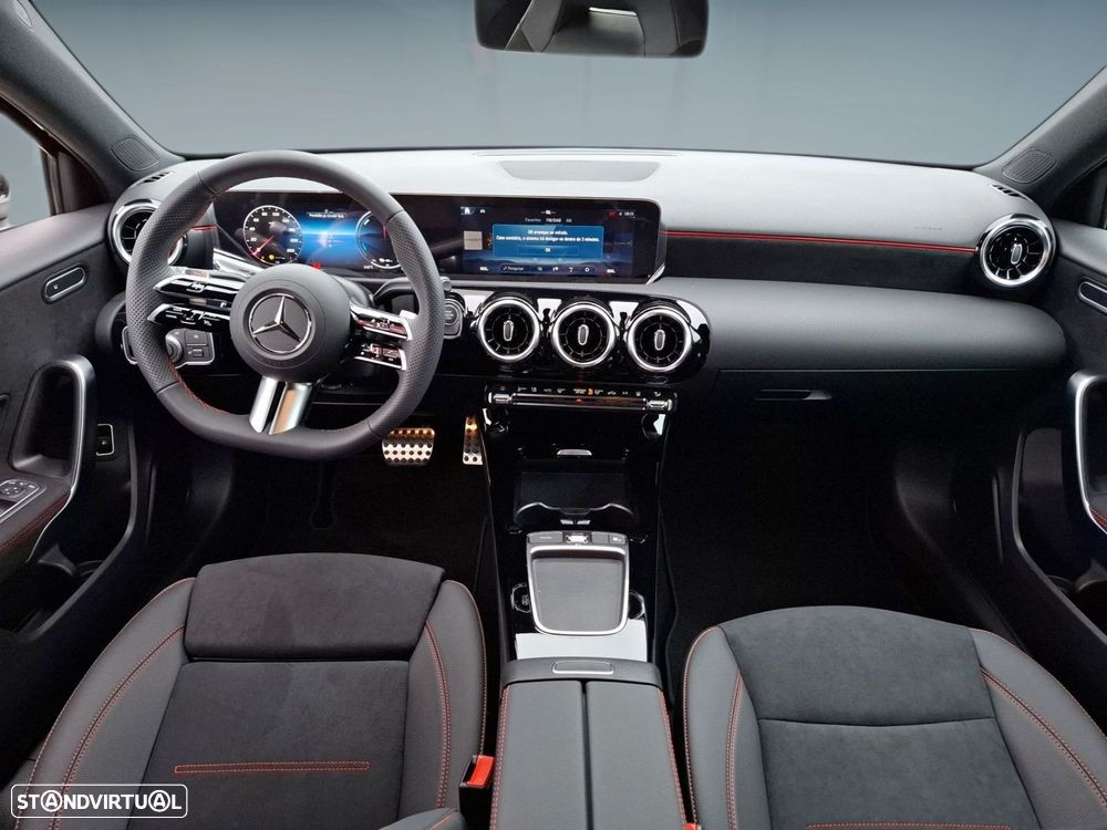 Mercedes-Benz A 250 e — fotografia 12