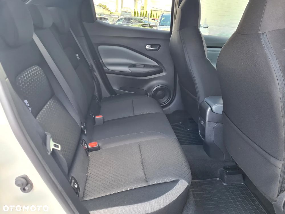 Nissan Juke 1.0 DIG-T N-Connecta DCT - 22