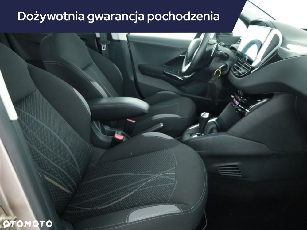 Peugeot 208 - 9