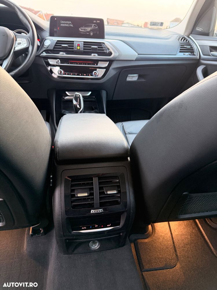 BMW X3 xDrive30d AT Luxury Line - 8