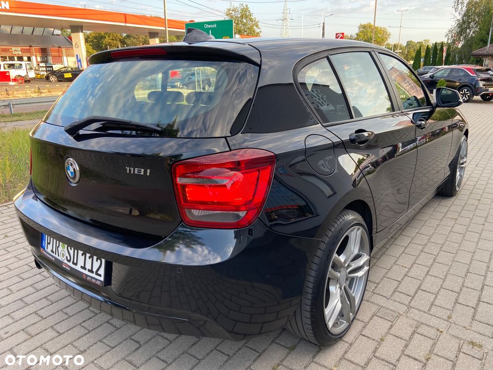BMW Seria 1 118i Sport Line - 4