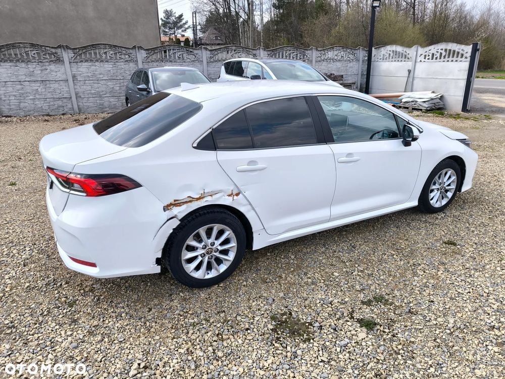 Toyota Corolla - 8