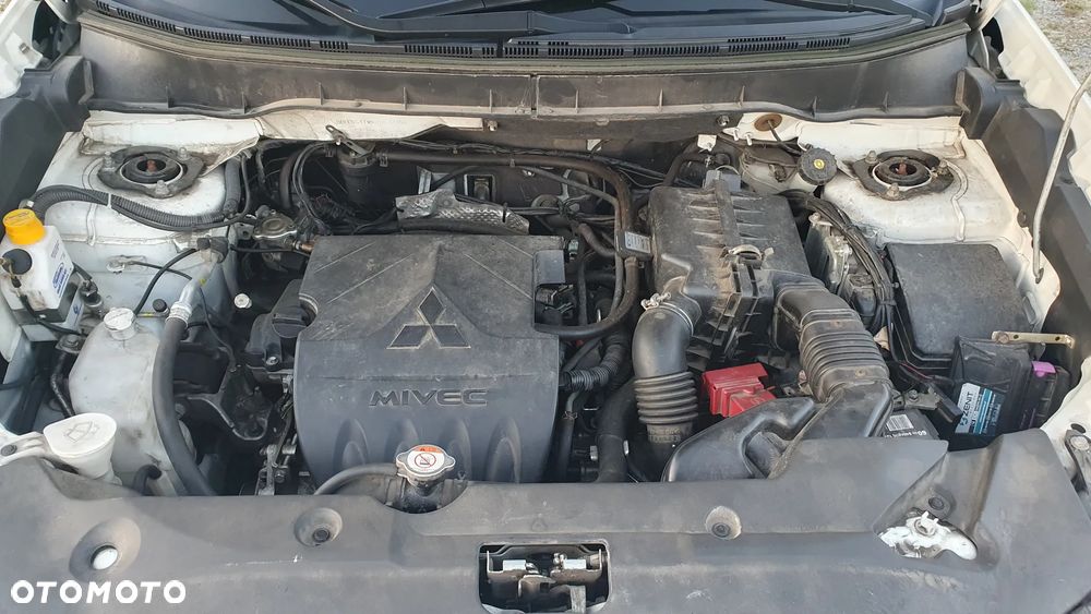 Mitsubishi ASX 1.6 Invite - 11
