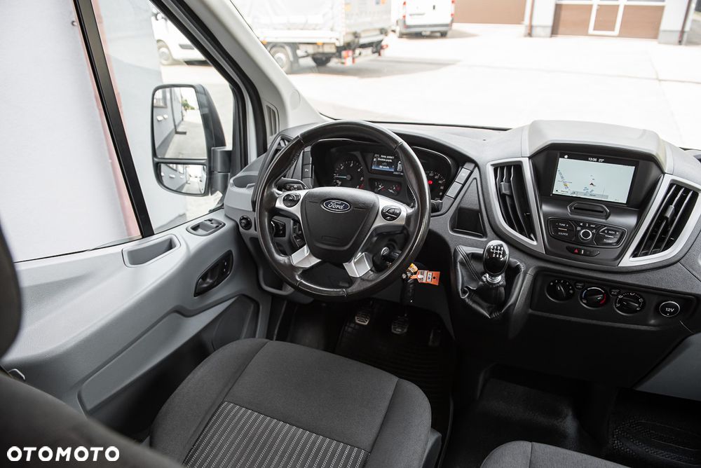 Ford Transit - 23