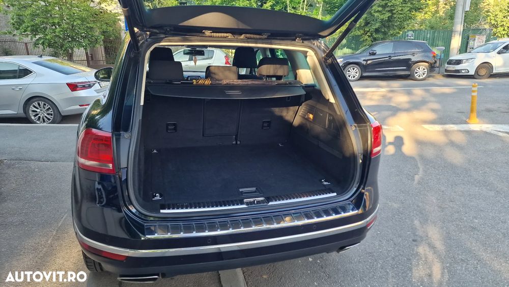 Volkswagen Touareg 3.0 V6 TDI BMT - 22
