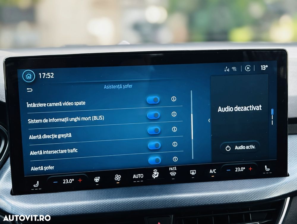 Ford Focus 1.5 EcoBlue 8AT Active - 26