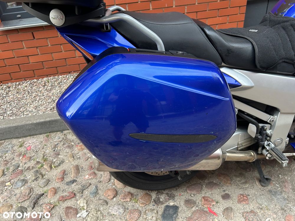 Yamaha FJR - 33
