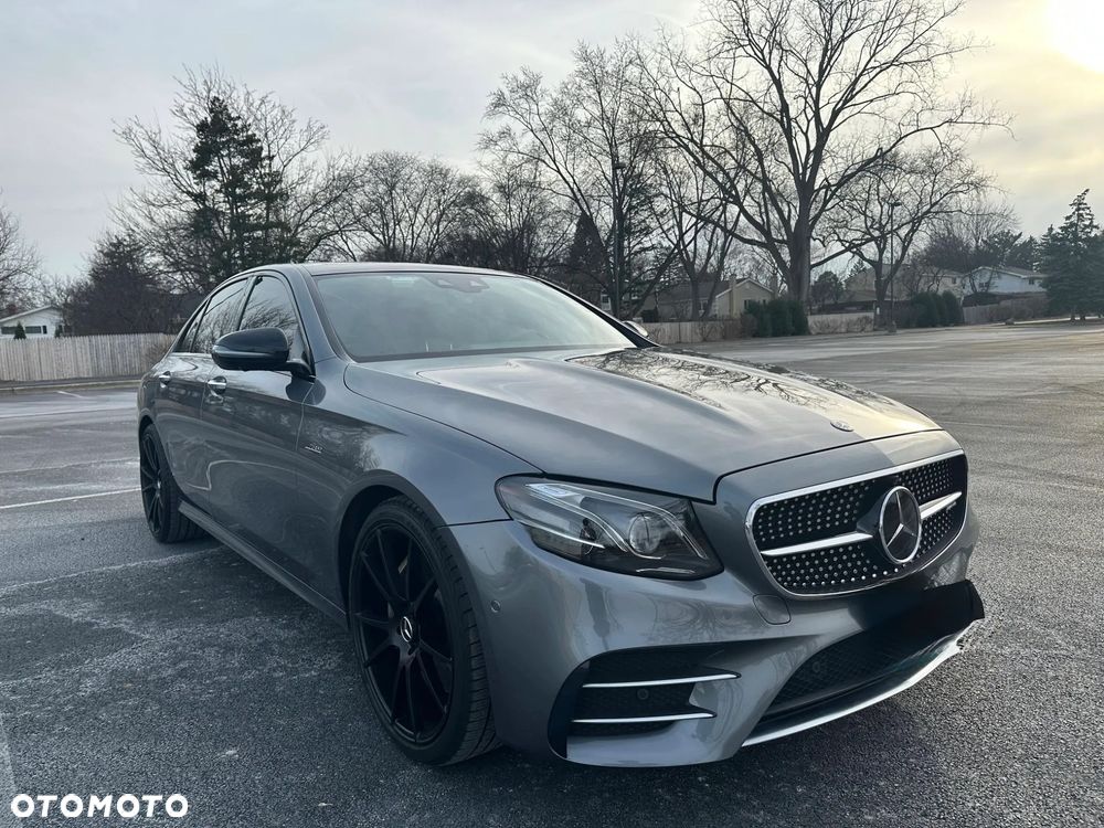 Mercedes-Benz Klasa E 300 9G-TRONIC AMG Line - 1
