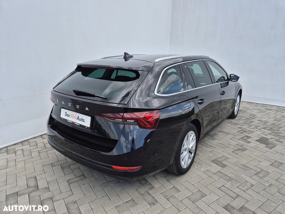 Skoda Octavia Combi 2.0 TDI DSG Style - 5