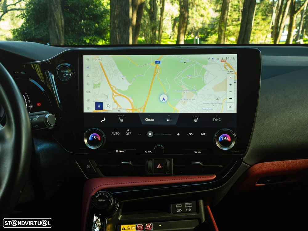 Lexus NX 350h Executive+ - 10