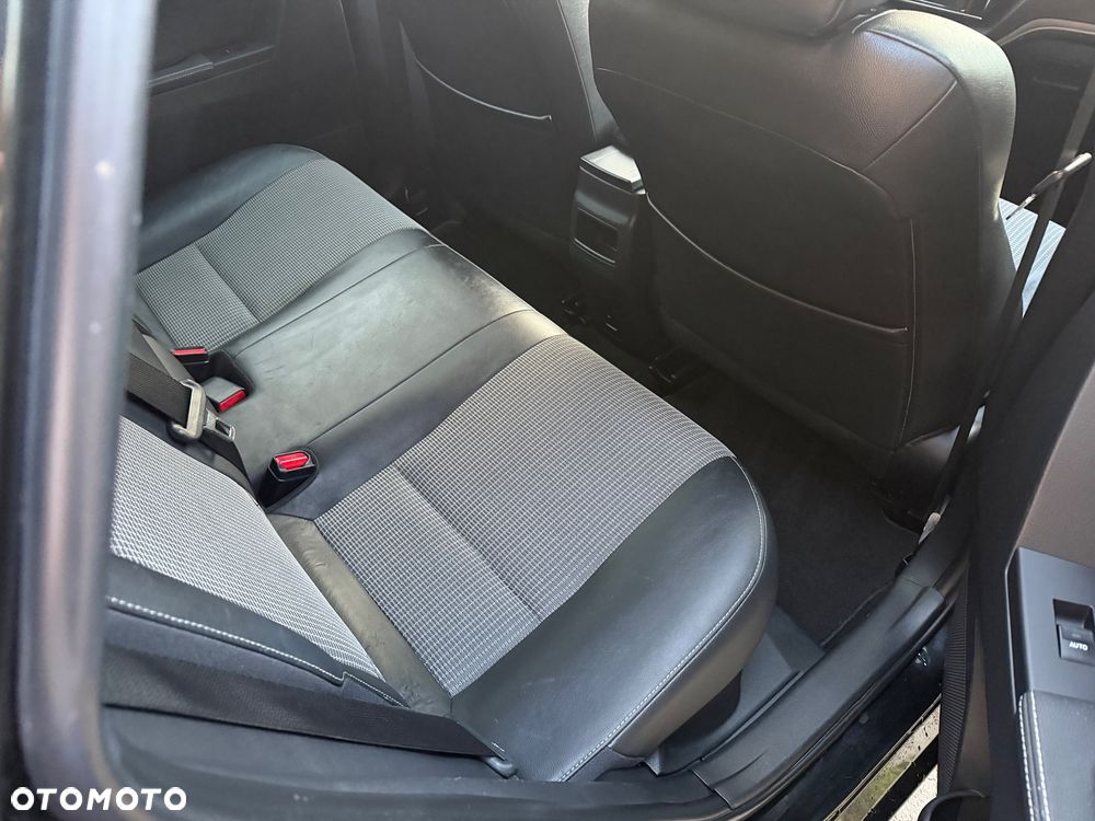 Toyota Auris Hybrid 135 Prestige - 15