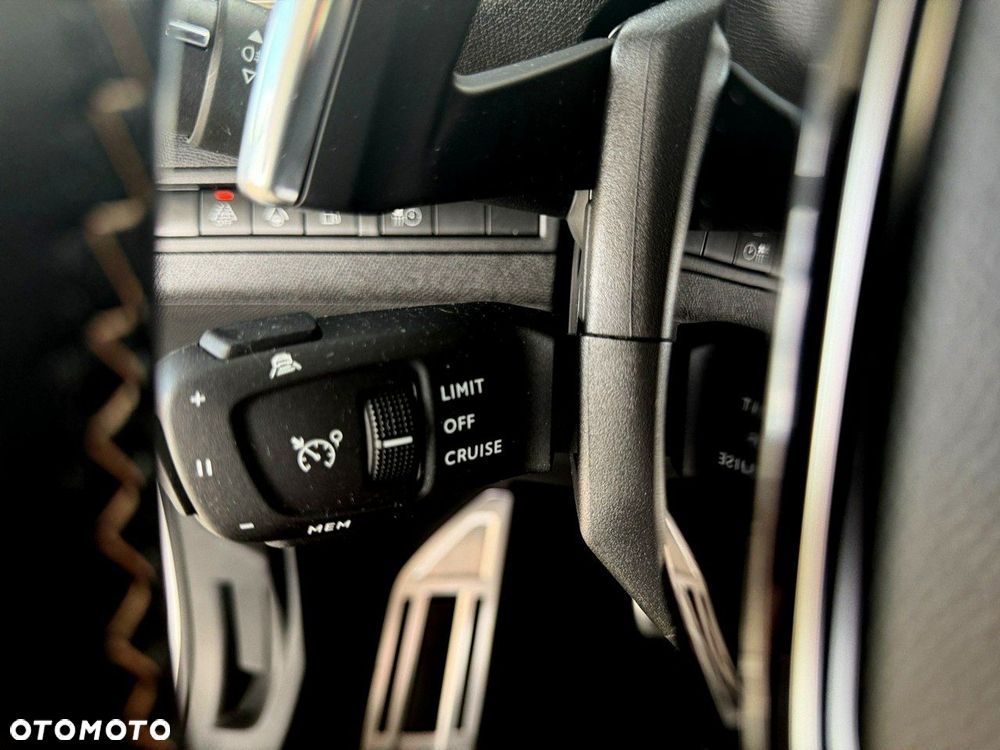 Peugeot 3008 - 28
