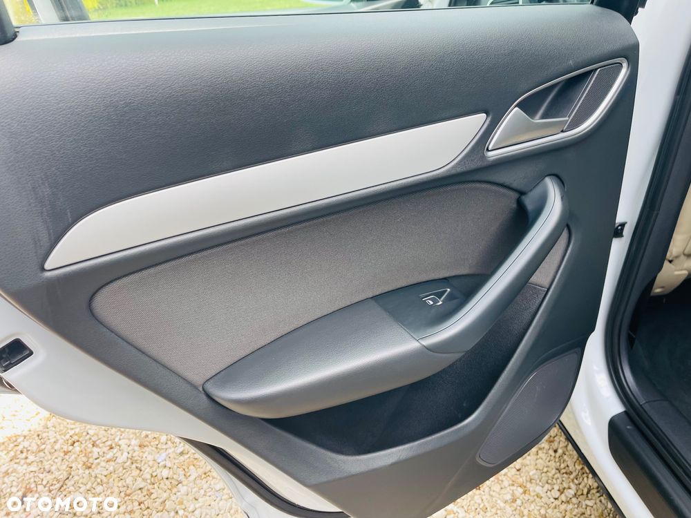 Audi Q3 2.0 TDI - 24