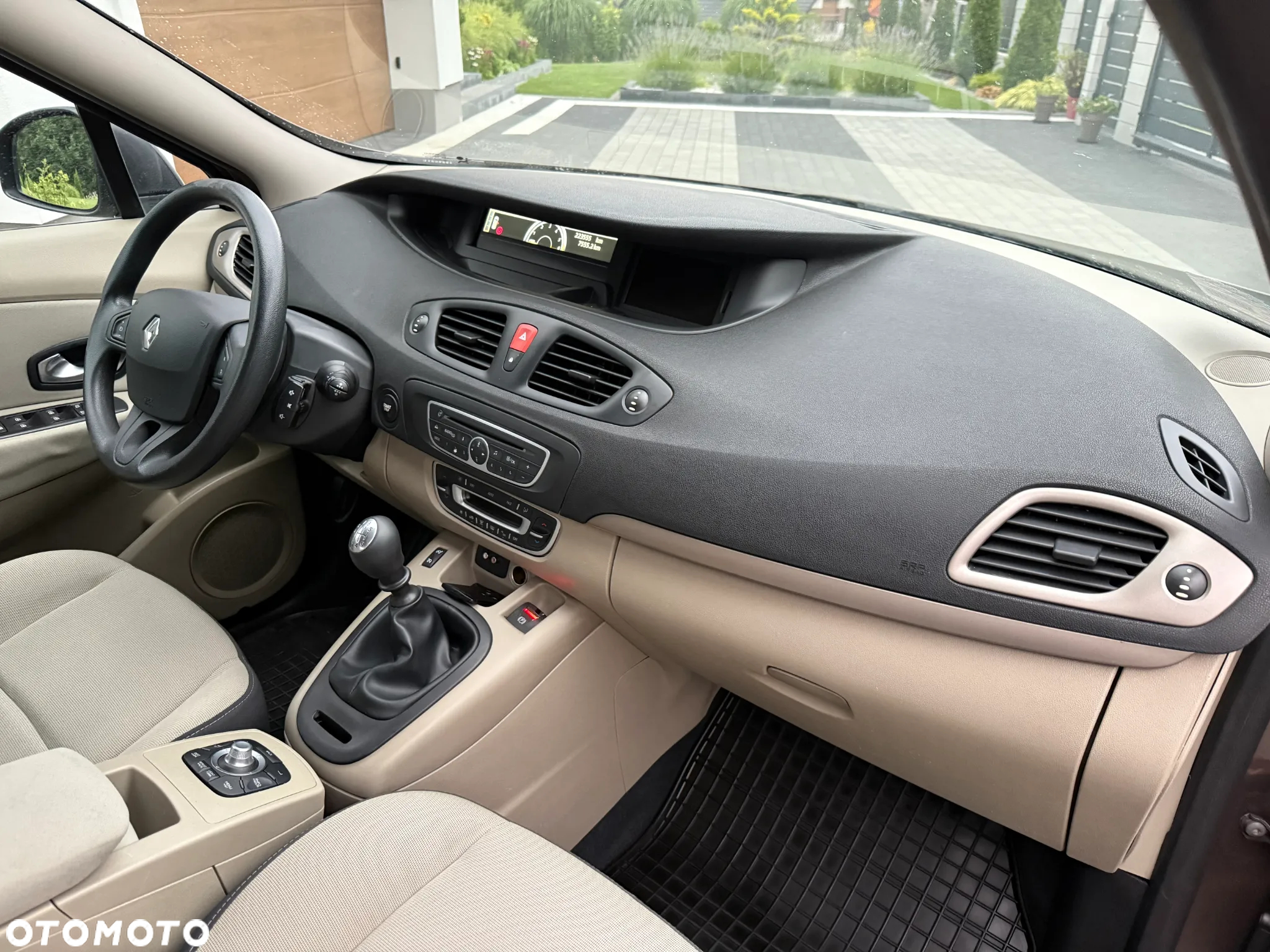 Renault Scenic 1.5 dCi Dynamique - 10