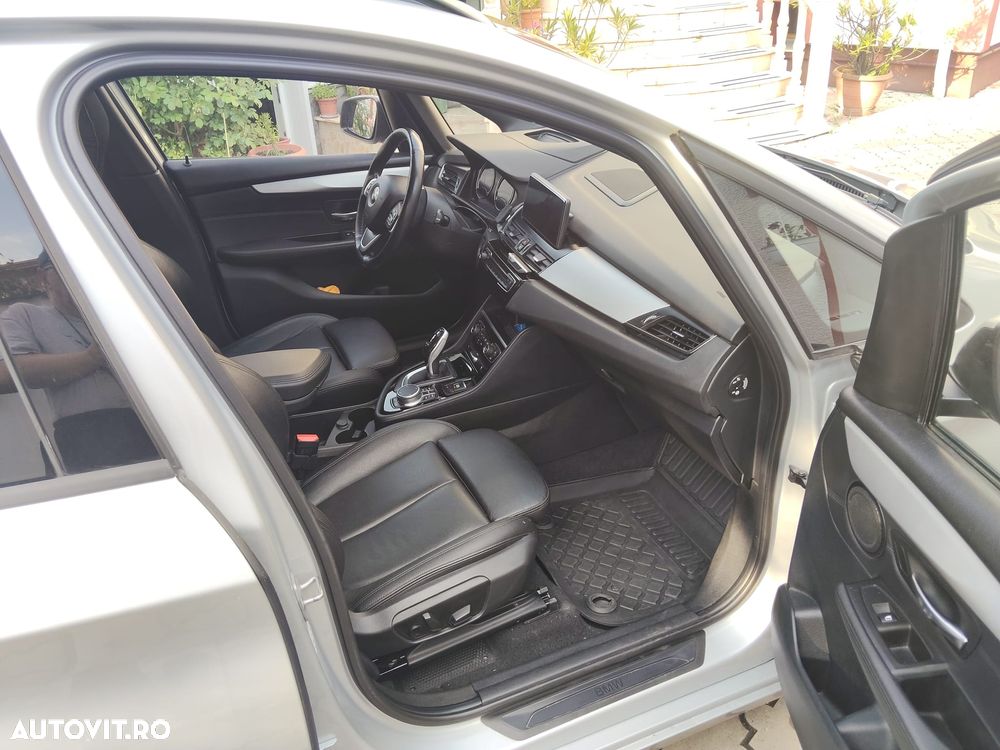 BMW Seria 2 220d xDrive AT Advantage - 11