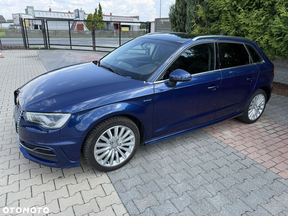 Audi A3 Sportback - 4