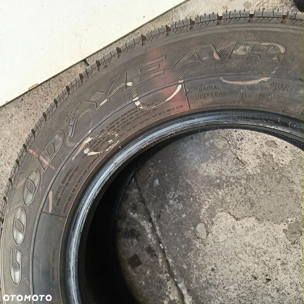 Opona 215/65/16C Goodyear Cargo Vector 2 (NF8070) - 2