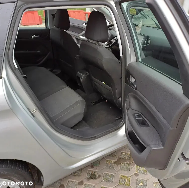 Peugeot 308 - 6