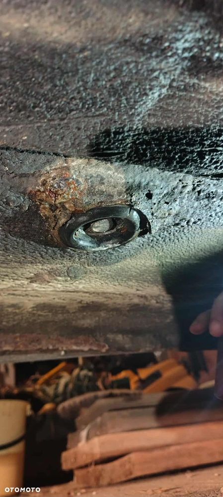 Volkswagen Golf 1.6 - 16