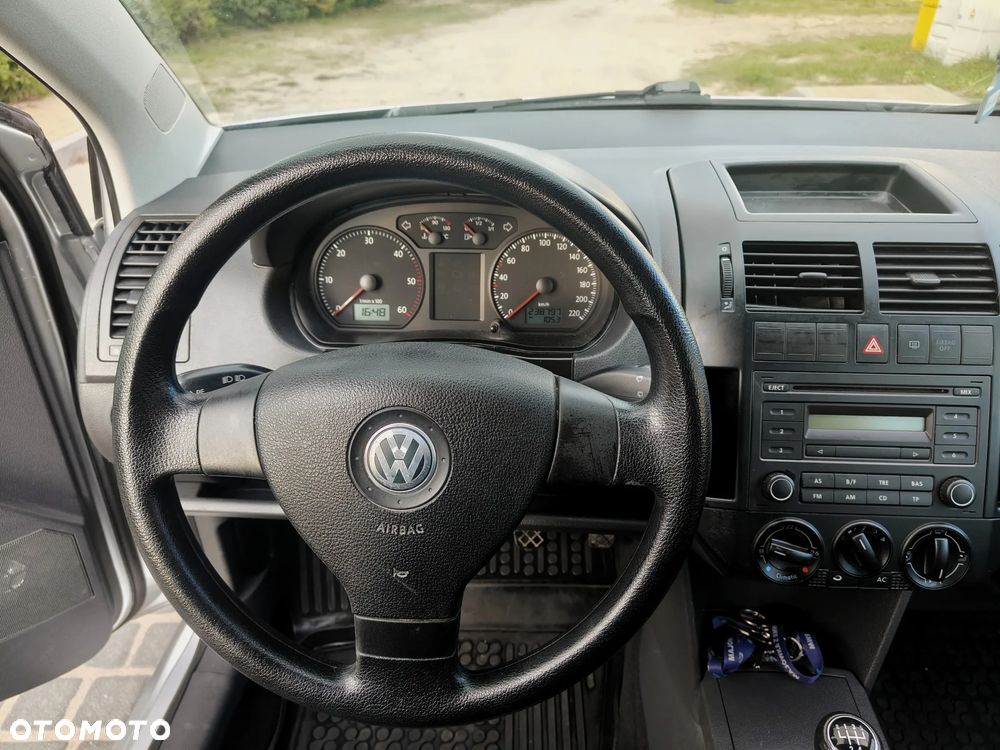 Volkswagen Polo 1.4 TDI Comfortline - 21