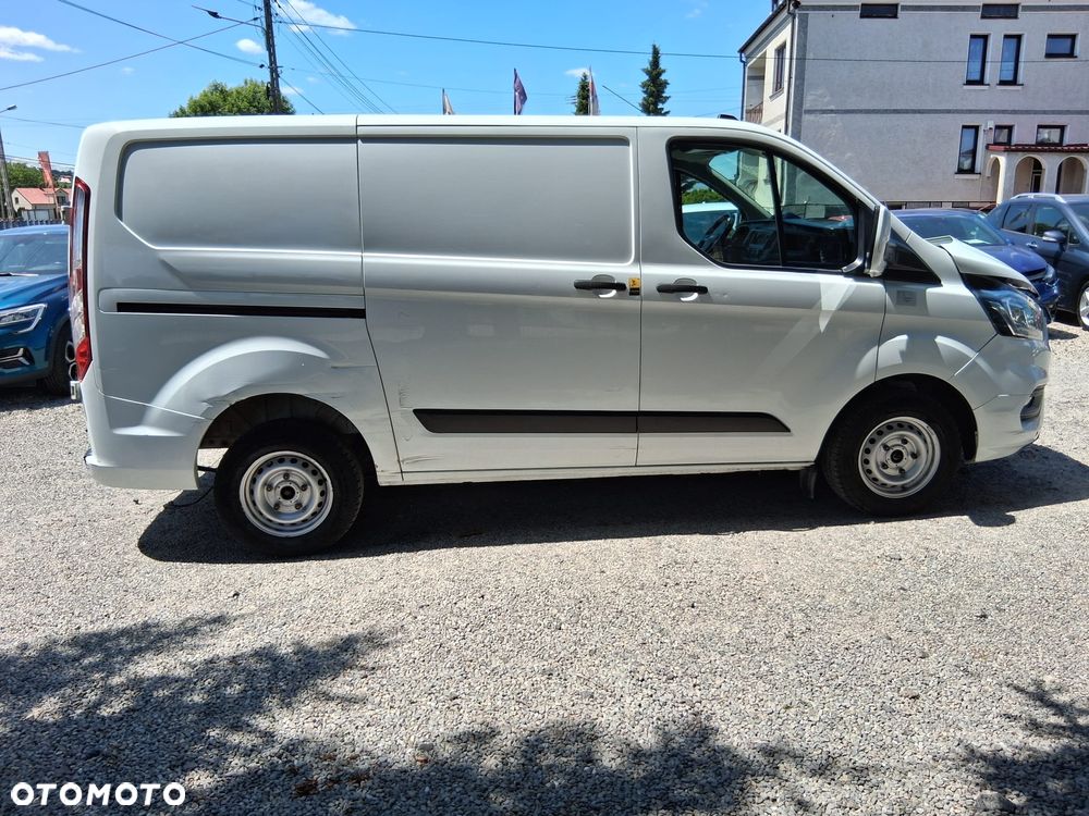 Ford Transit Custom - 11