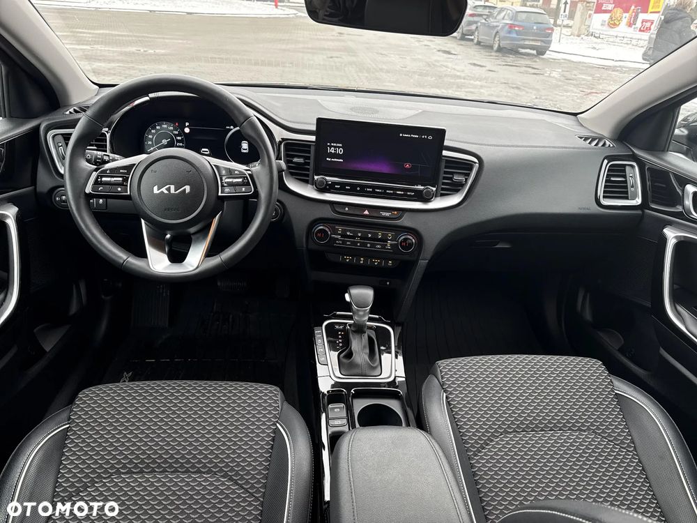 Kia XCeed 1.5 T-GDI Business Line DCT - 28