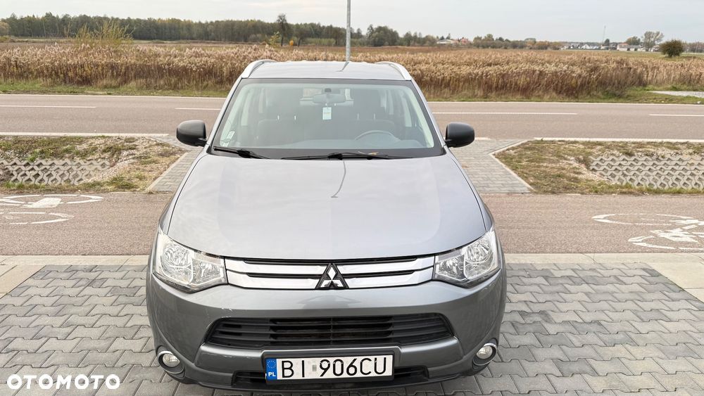 Mitsubishi Outlander 2.0 Intense 2WD - 33