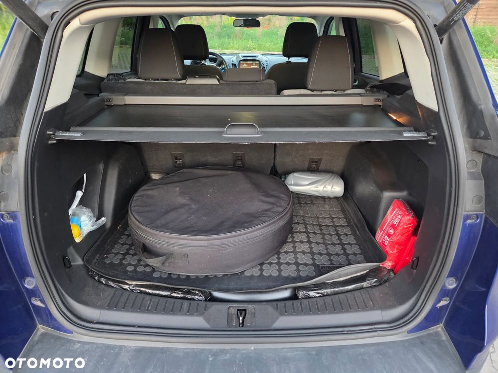 Ford Escape 2.0 EcoBoost AWD Titanium - 17