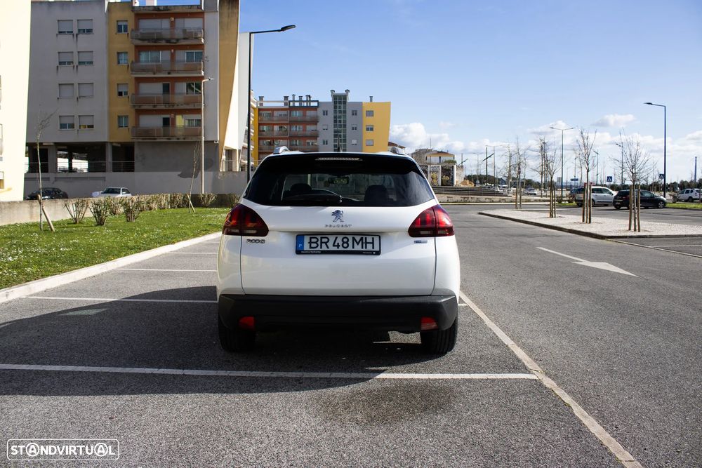 Peugeot 2008 PureTech 82 ETG5 STOP&START Active - 12