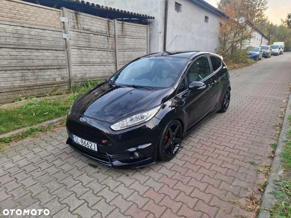Ford Fiesta 1.6 EcoBoost ST - 1