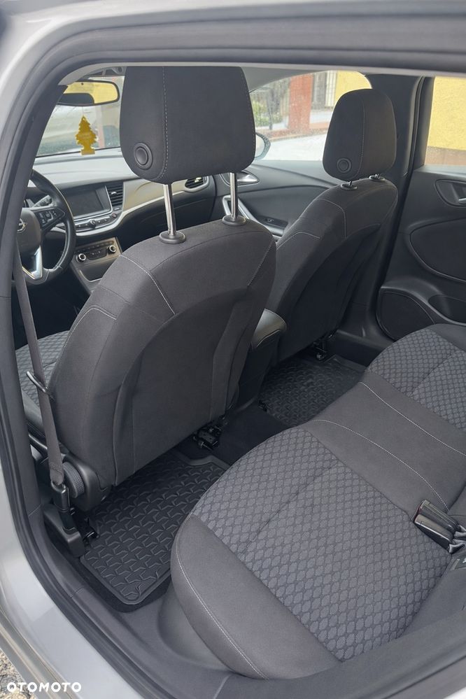 Opel Astra 1.6 CDTI Sport - 26