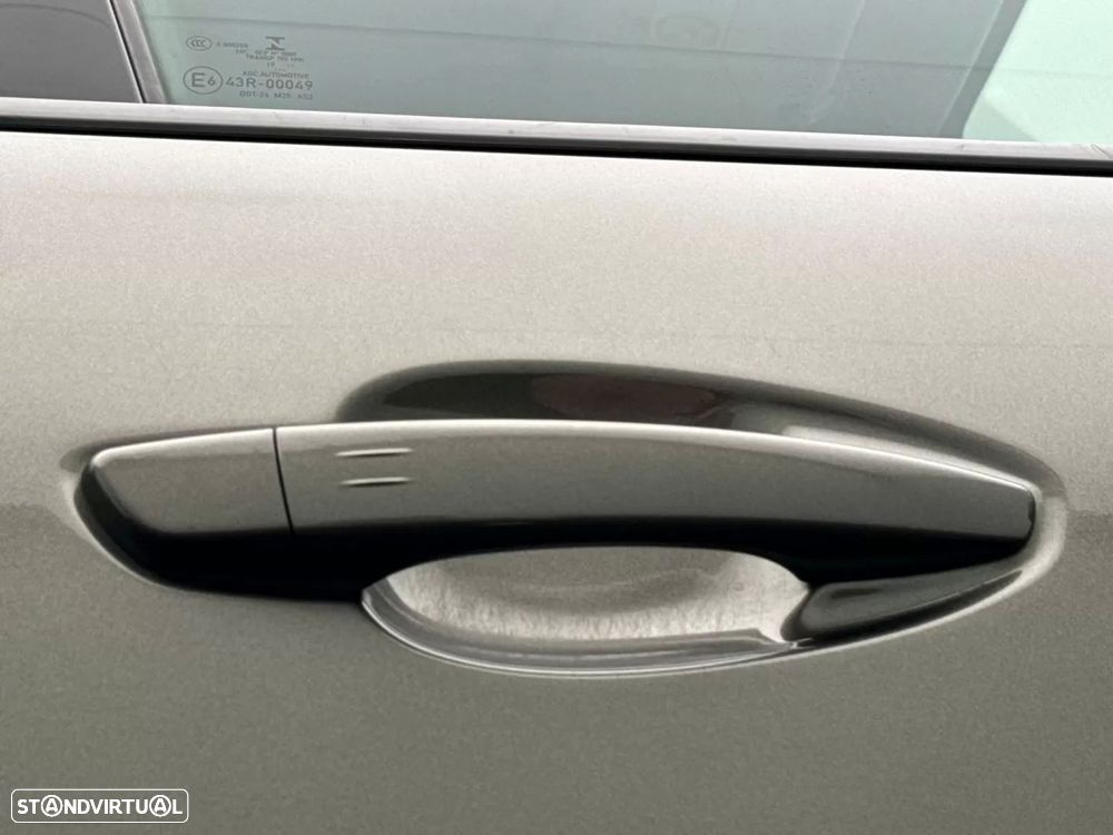 Peugeot 5008 BlueHDI 130 EAT8 Allure - 16