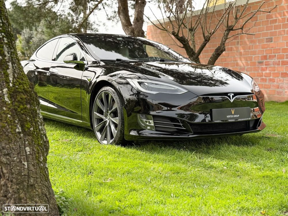 Tesla Model S Long Range - 2