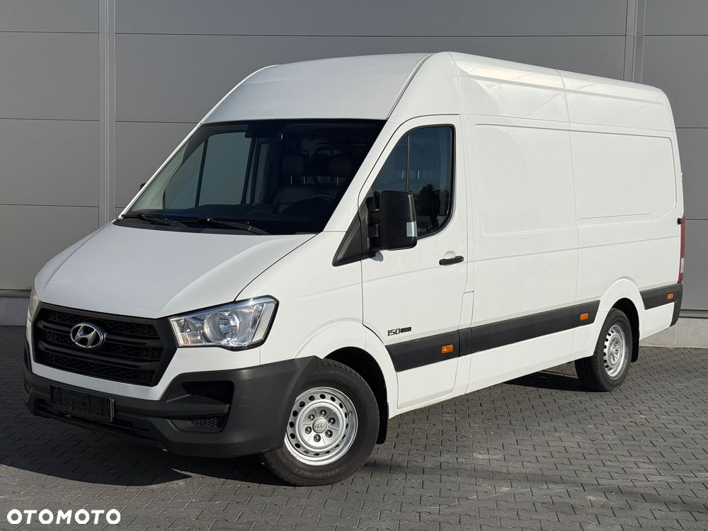 Hyundai H350 - 1