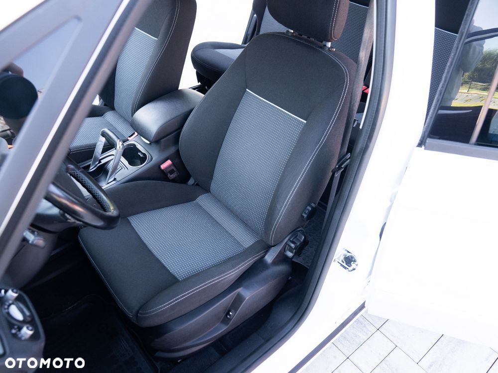 Ford S-Max 2.0 TDCi Titanium - 28