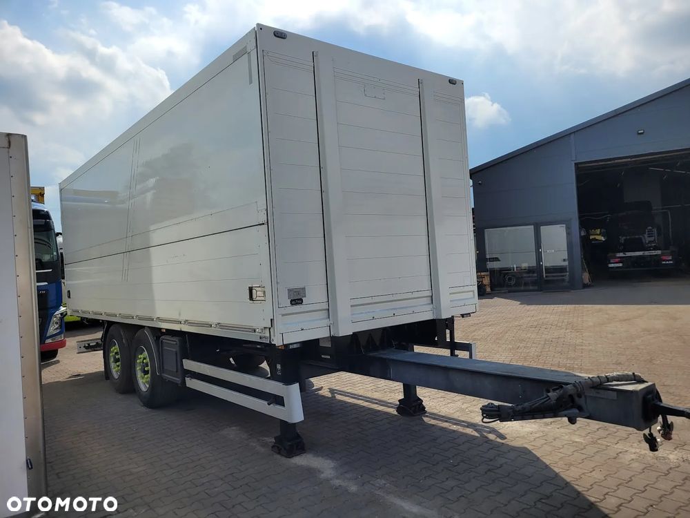 Kögel chłodnia izoterma*przejazdowa*tandem*przewierty*ogrzewanie* - 13