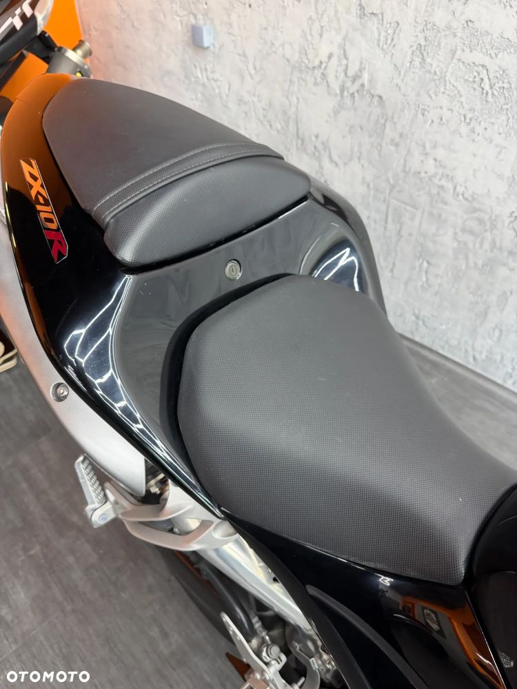 Kawasaki ZXR - 21
