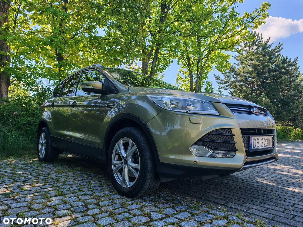 Ford Kuga 1.5 EcoBoost 2x4 Titanium - 12
