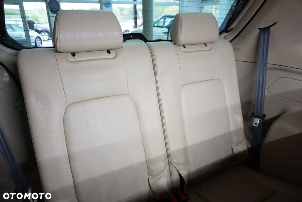Chevrolet Captiva 2.0 4WD 7 Sitzer Automatik LT Exclusive - 28